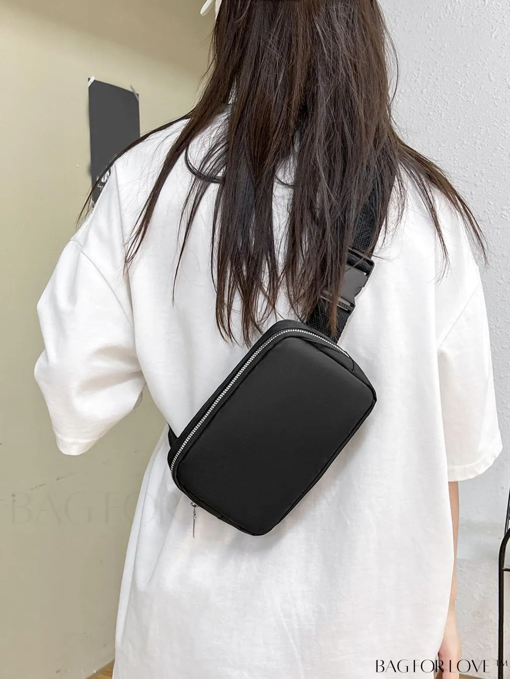 BagForLove - Compact Fanny Pack: Zipper Closure and Minimalist Release Buckle