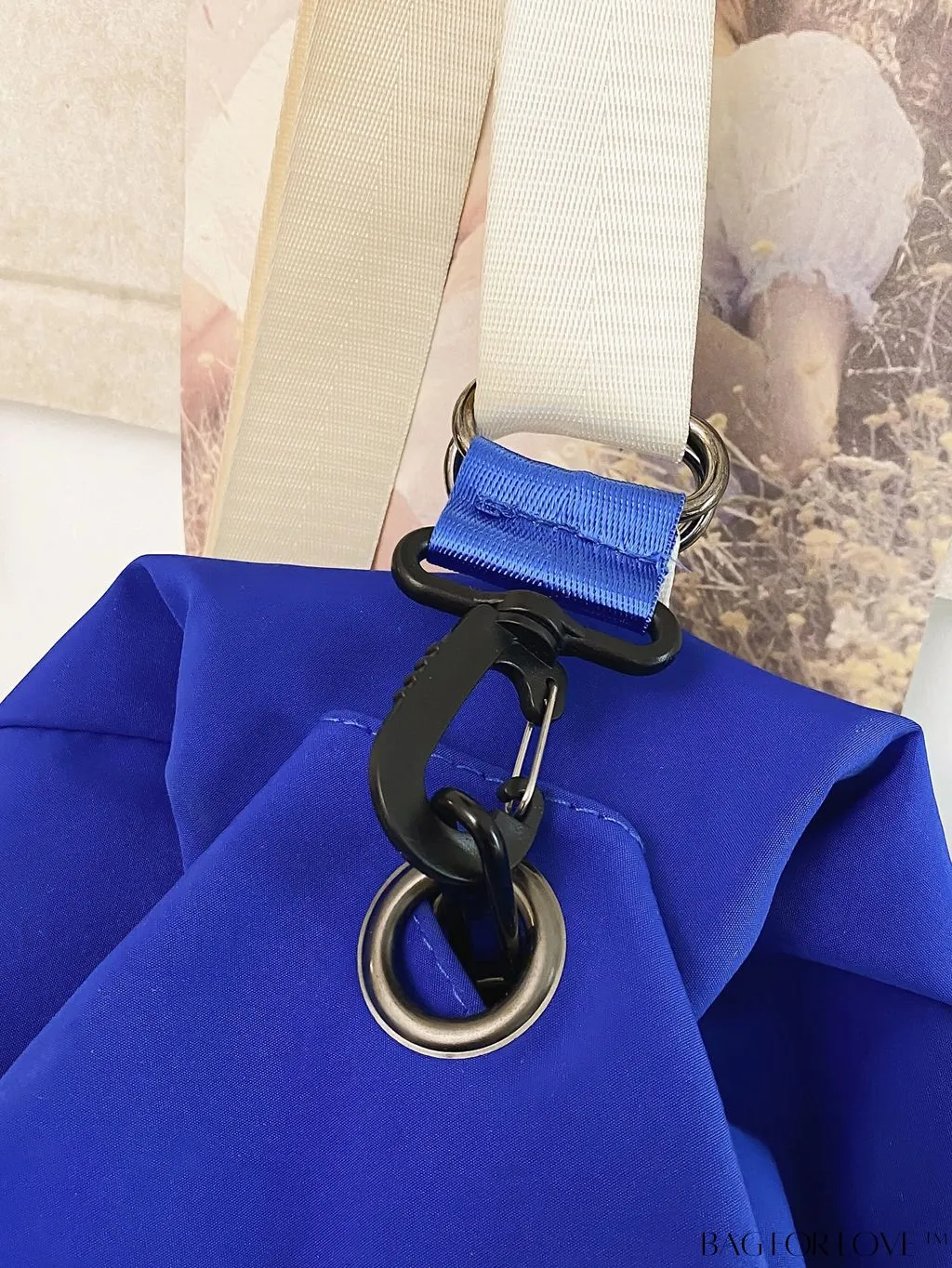 BagForLove - Stylish Unisex Chest Bag: Zippered, Spacious, Waterproof - Perfect for Casual Everyday Use!