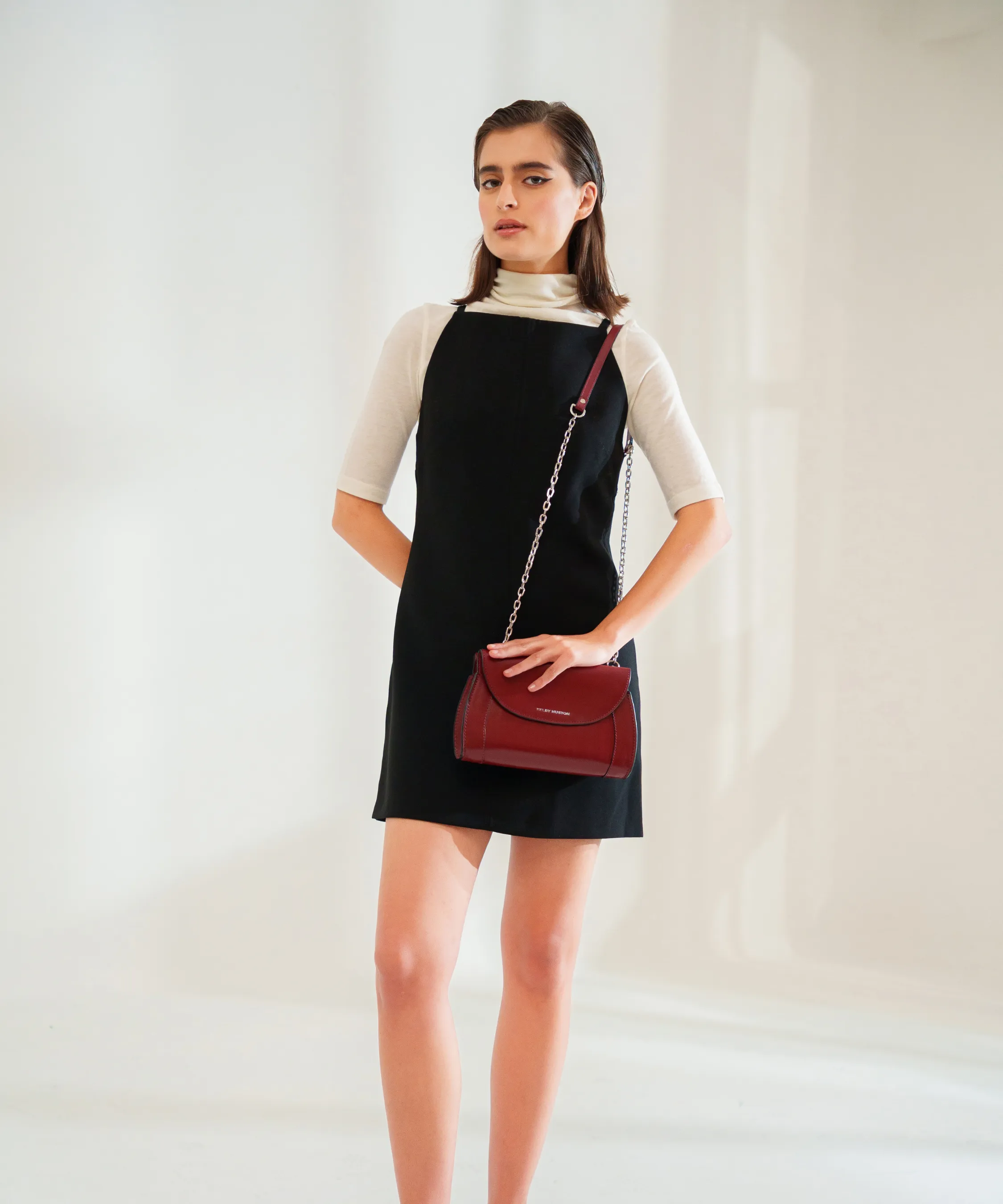 CARY CLUTCH SLING BAG - MAROON