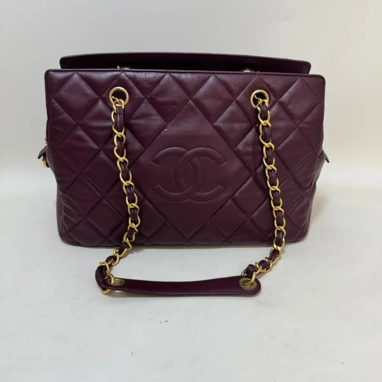 Chanel Quilted Leather Tote Bag in Burgundy