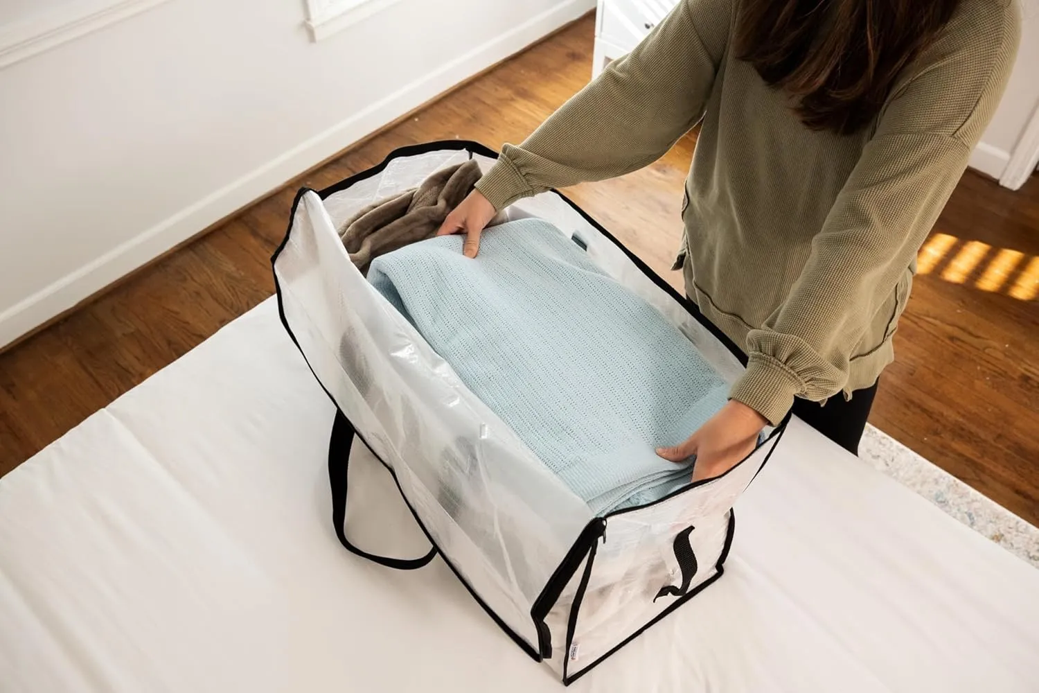 ClearSpace Heavy Duty Moving Bags or Storage Bags – Clear Storage Bins with Lids, Large Moving Boxes with Backpack Straps & Zippers – Packing Bags & Moving Supplies for College Dorm, 8 Pack