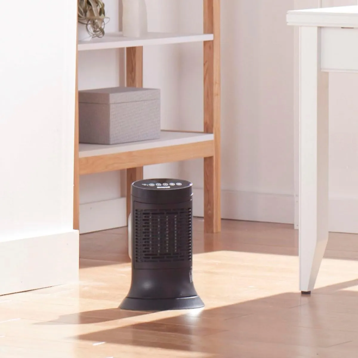 Honeywell HCE311V Digital Ceramic Compact Tower Heater