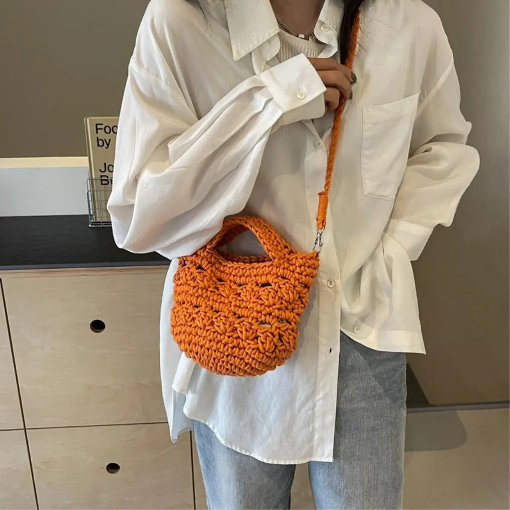 Large capacity Bag Colorful and Compact Straw Handbag: Illuminate Fashionable Outing Moments Ladies shoulder Bag(Orange)