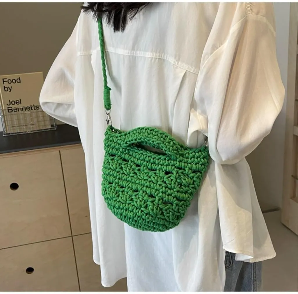 Large capacity Bag Colorful and Compact Straw Handbag: Illuminate Fashionable Outing Moments Ladies shoulder Bag(Orange)