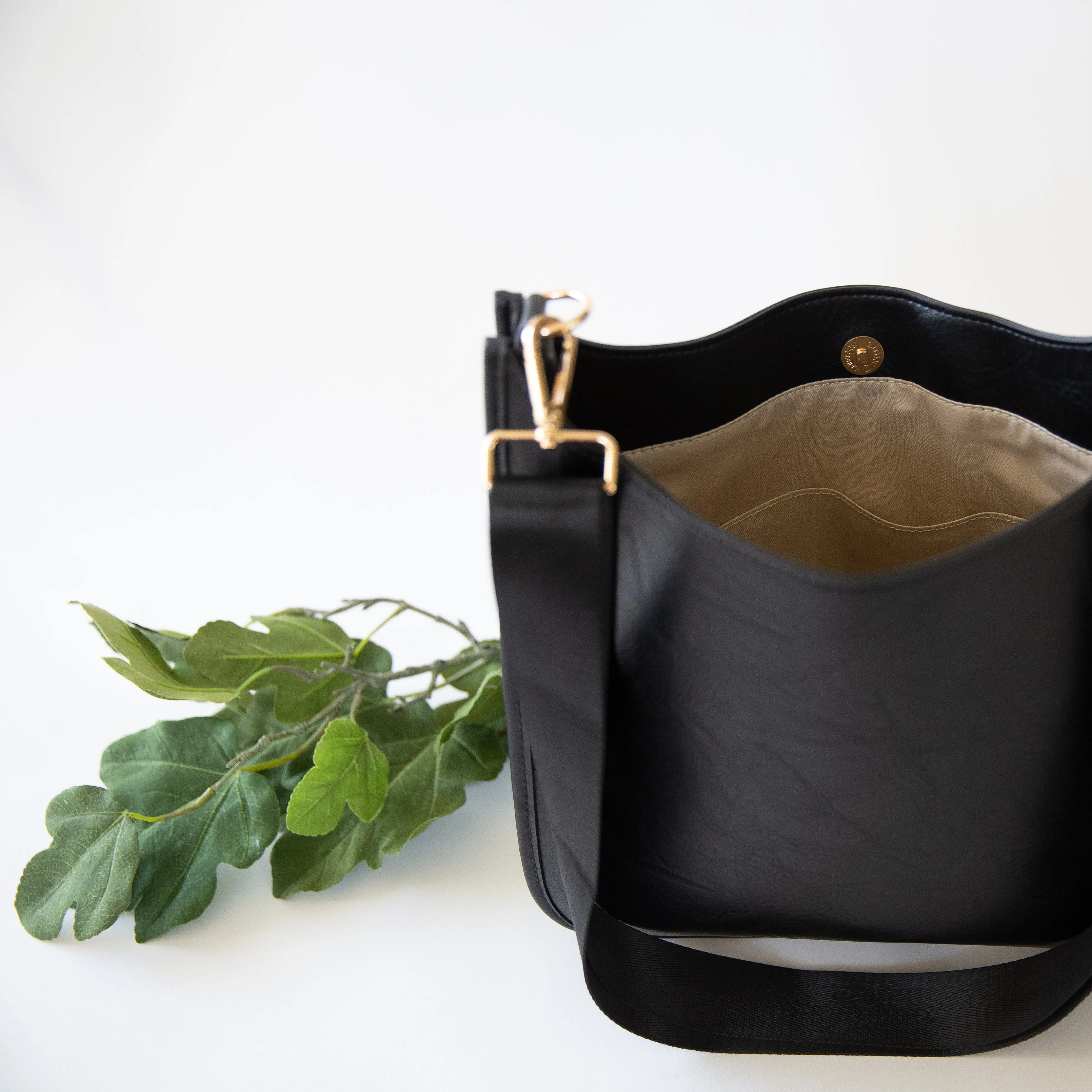 Large Vegan Leather Messenger Bag-Black