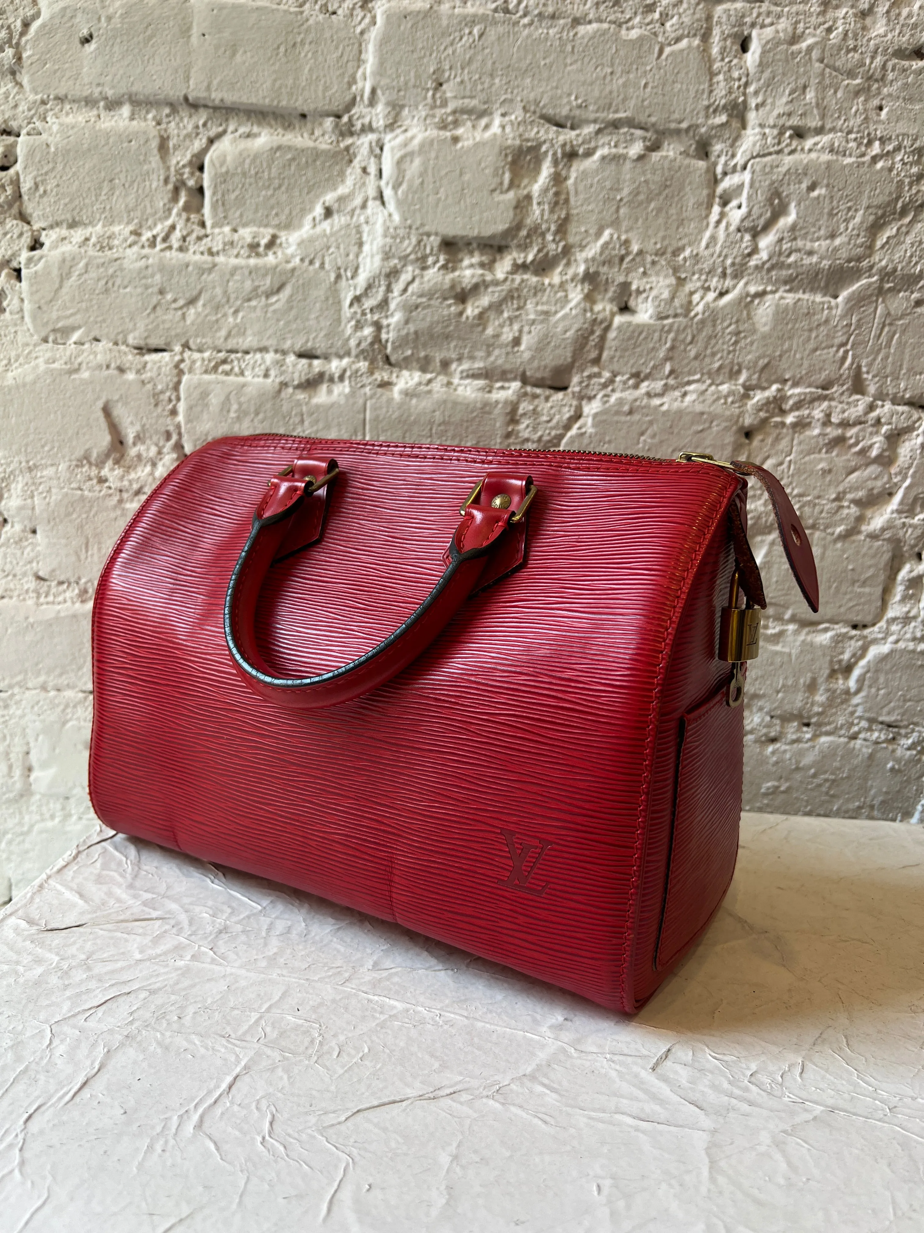 Louis Vuitton Red Speedy 25 Epi