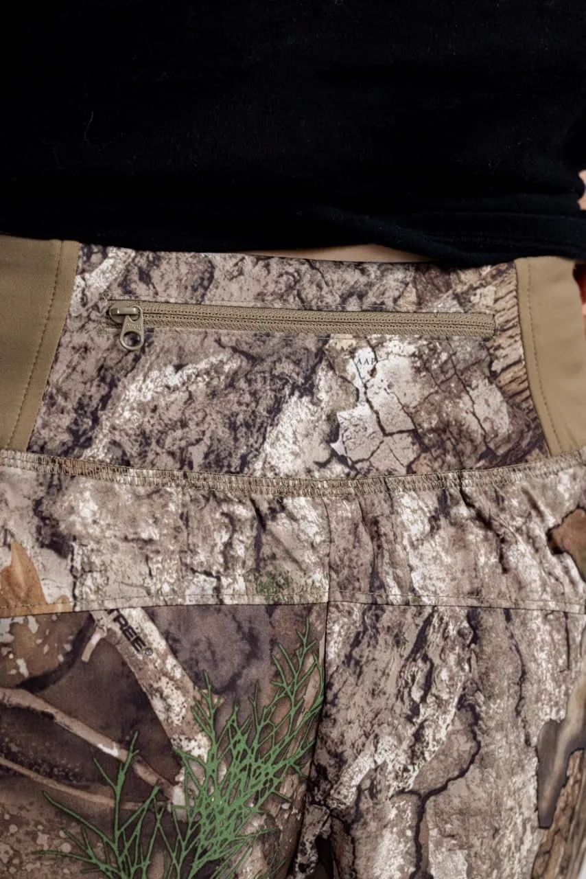 Realtree Camo Women's High-Waisted Athletic Bottoms with 2 Pockets, Lightweight for Running, Hiking, Camping & Fishing