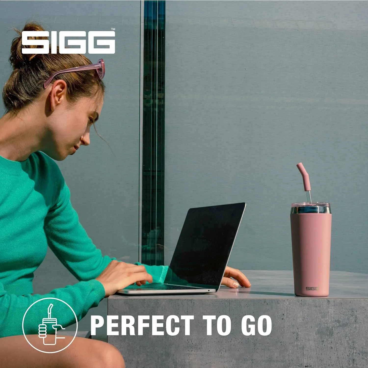 SIGG - Insulated Mug - Travel Mug Helia - With Durable Glass Straw & Cleaning Brush - Leakproof - BPA Free - 18/8 Stainless Steel - 15oz/20oz