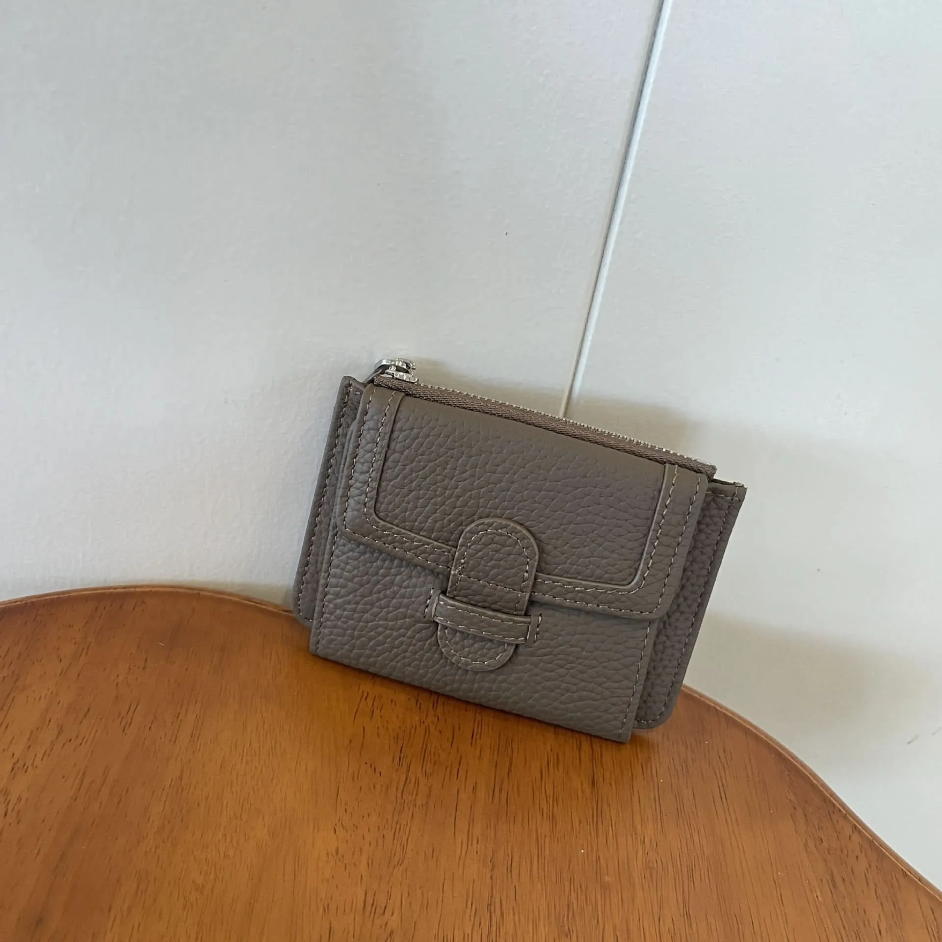 Slim Leather Card Holder & Coin Purse – Minimalist Multi-Card Wallet