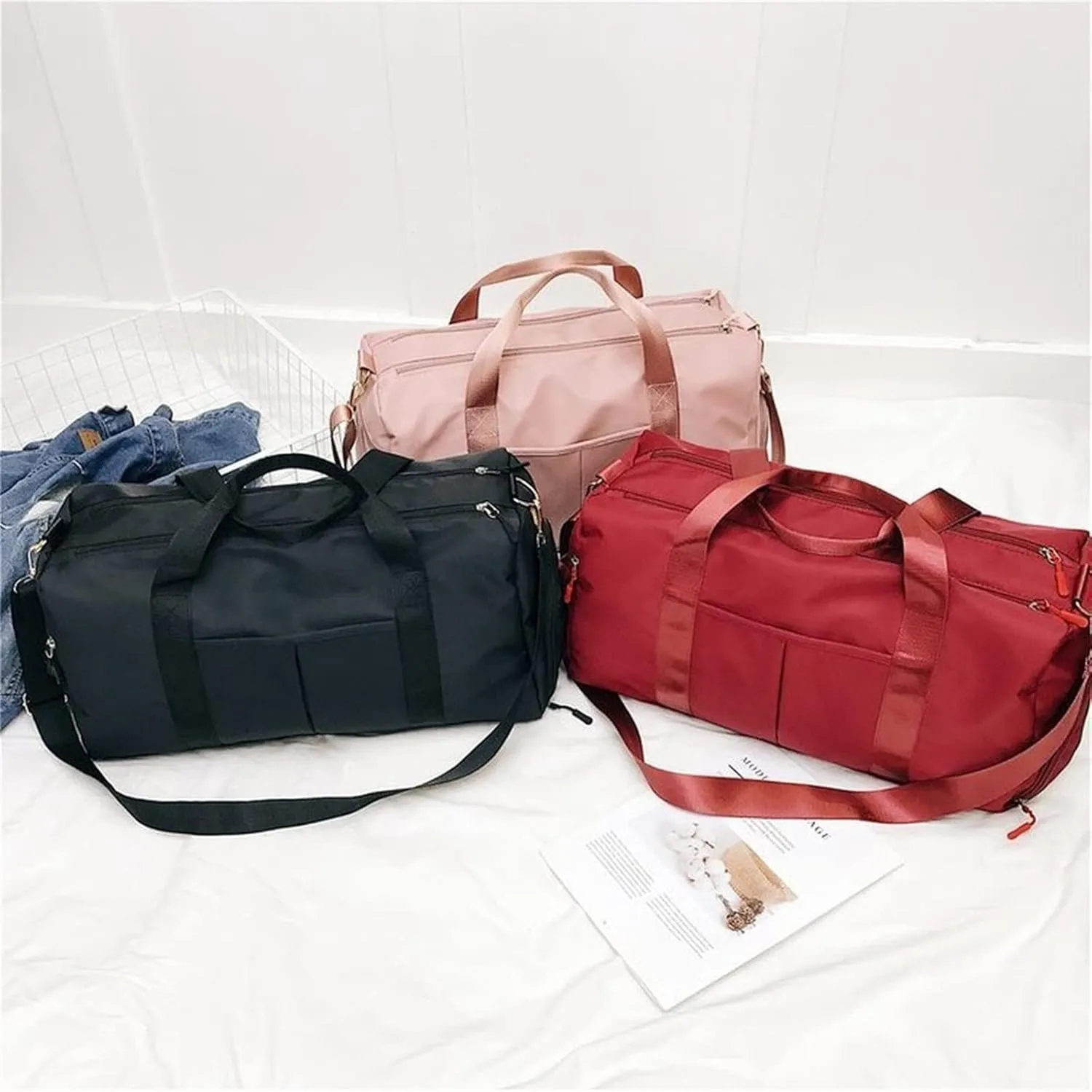 Sports Duffel Bags Sports Gym Bags Outdoor Waterproof Nylon Men Women Training Fitness Travel Handbag Yoga Mat Sport Bag with Shoes Compartment(Blue)