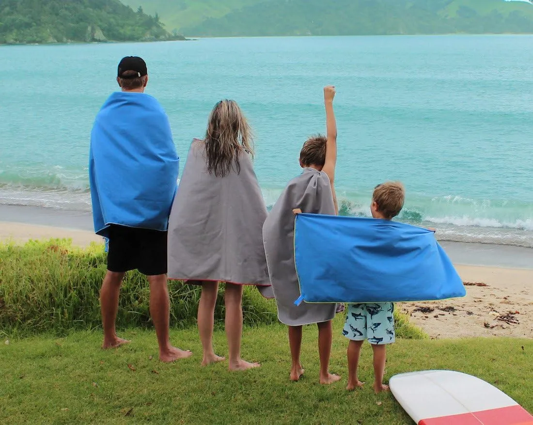 Super Towel for Sports, Travel & Beach - Lightweight, Compact, Absorbent, Quick-Dry, Soft Microfiber Suede - For the pool, bath, gym, yoga, hiking, camping & outdoors (Navy, XL (60x32"))