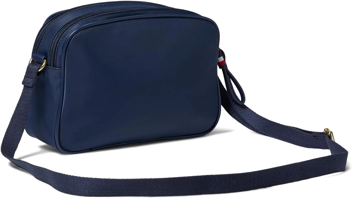 Tommy Hilfiger Cynthia II - Camera Crossbody - Smooth Nylon