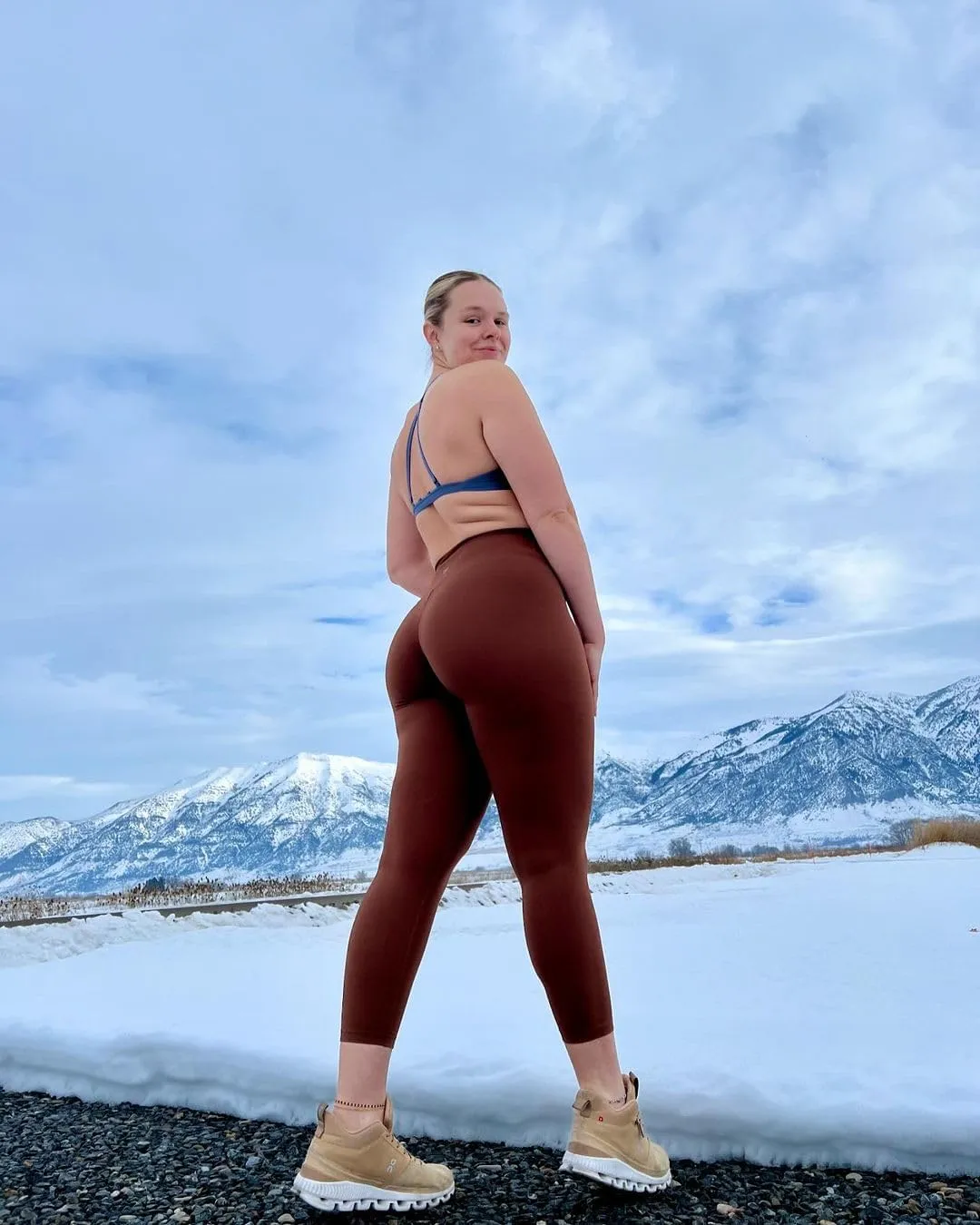 Women's Yoga Pants 7/8 High Waisted Workout Yoga Leggings for Women Butt Lifting Tummy Control Booty Tights