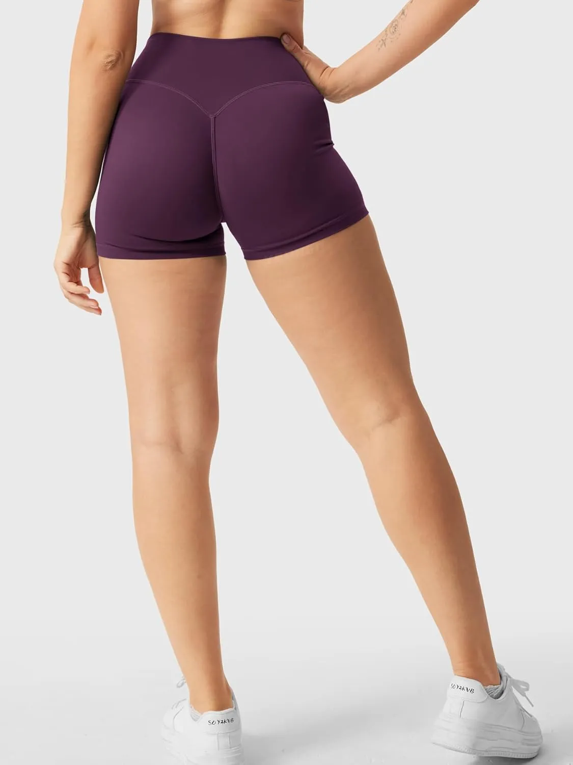 YEOREO Women's Biker Shorts 2.5" No Front Seam Elysina High Waist Hidden Scrunch Workout Gym Yoga Running Shorts
